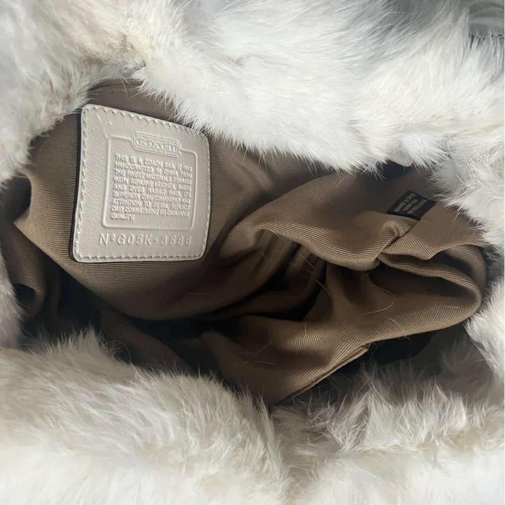 VINTAGE COACH White Fur Trimmed Nylon and Leather SoHo Bag 🤍✨ *rare*